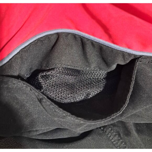 Vintage Y2K Quiksilver Board Shorts Black Red White Mesh Pockets Mens Size L Ear - Picture 11 of 11